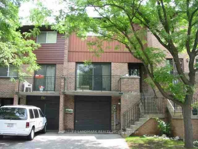 45, Ashglen, Unionville, Markham