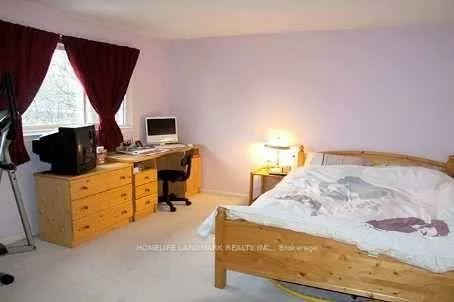 45, Ashglen, Unionville, Markham