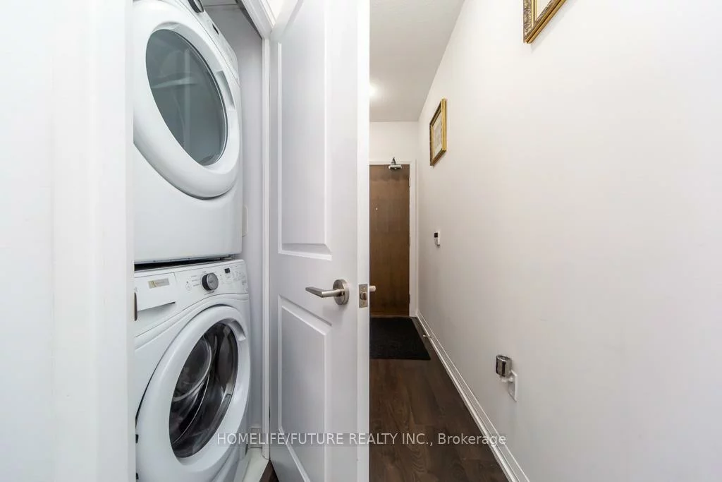 9560, Markham, Wismer, Markham