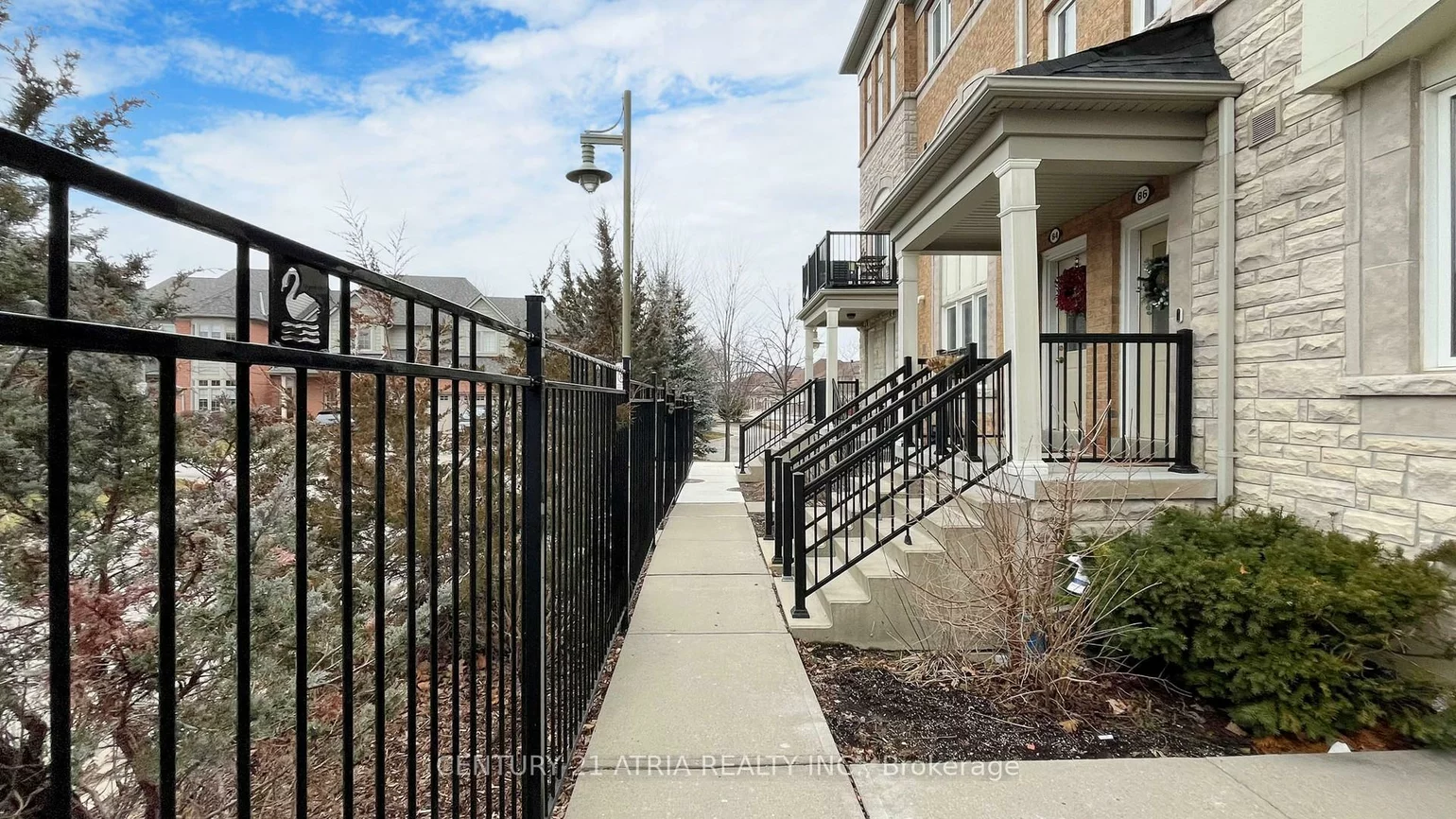 92, Louisbourg, Greensborough, Markham