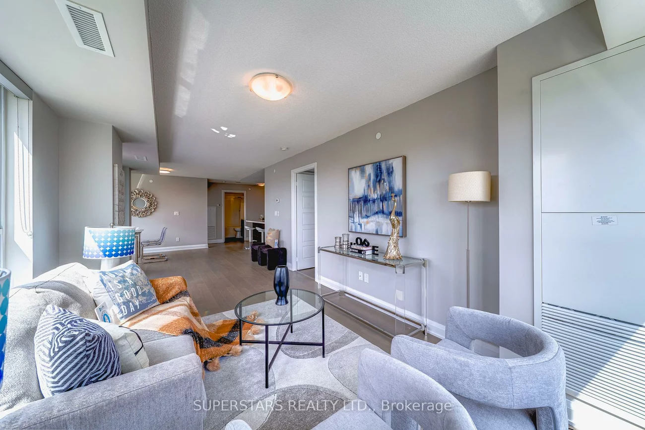 15, Water Walk, Unionville, Markham