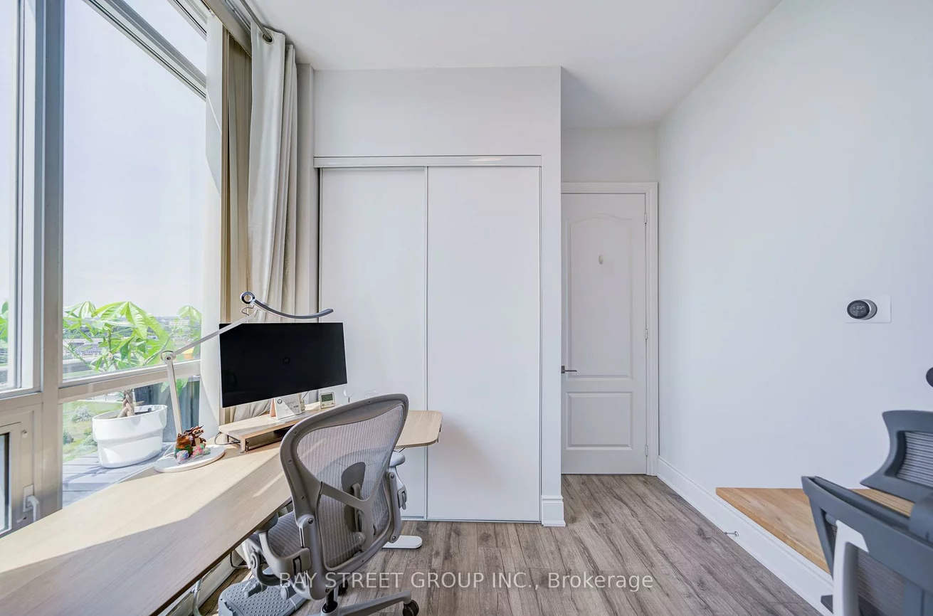 60, South Town Centre, Unionville, Markham