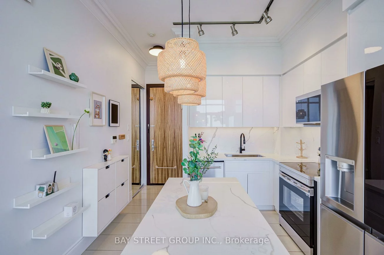 60, South Town Centre, Unionville, Markham