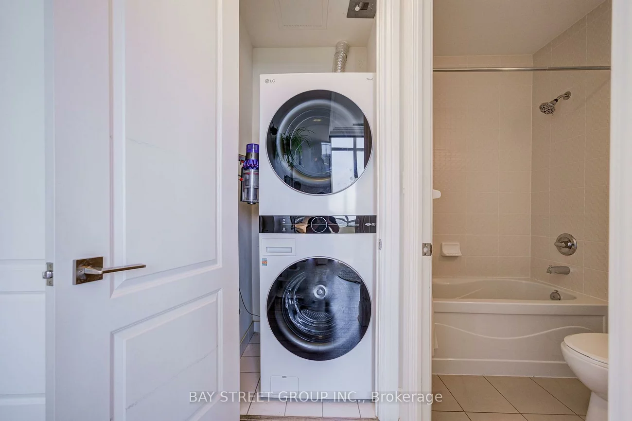 60, South Town Centre, Unionville, Markham