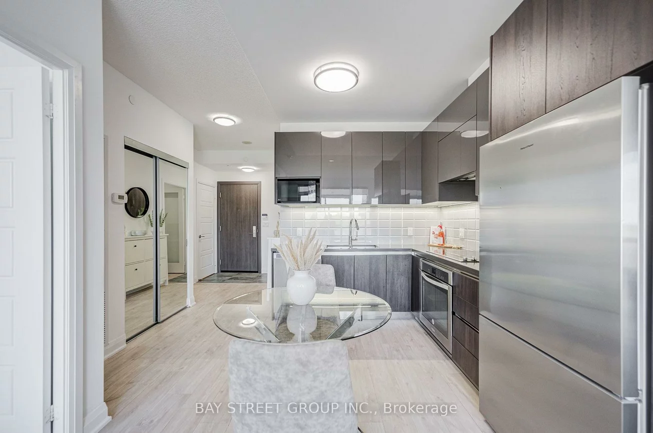 25, Water Walk, Unionville, Markham