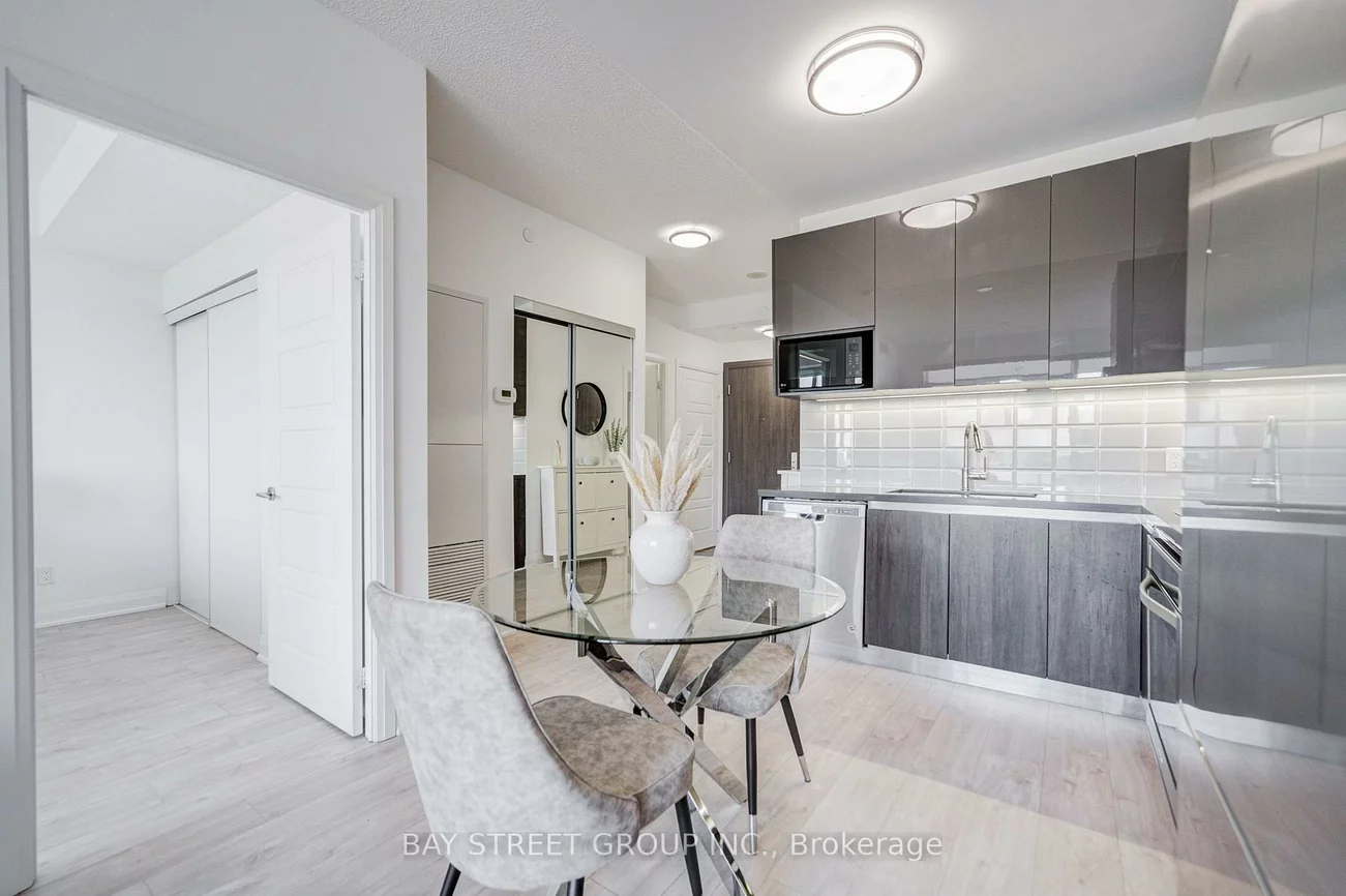 25, Water Walk, Unionville, Markham
