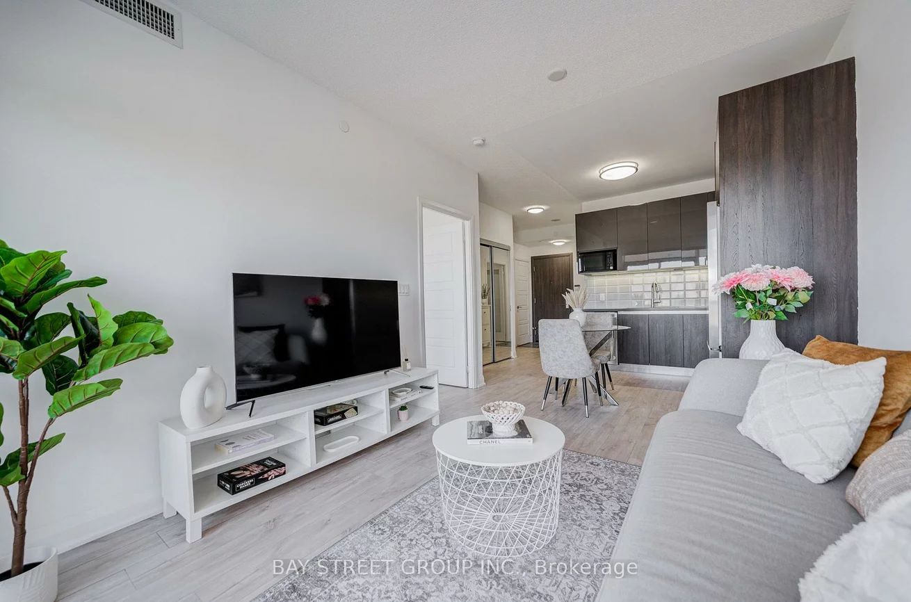 25, Water Walk, Unionville, Markham