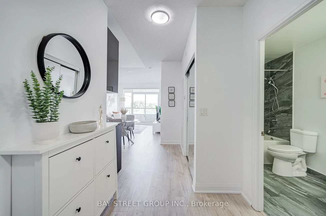 25, Water Walk, Unionville, Markham