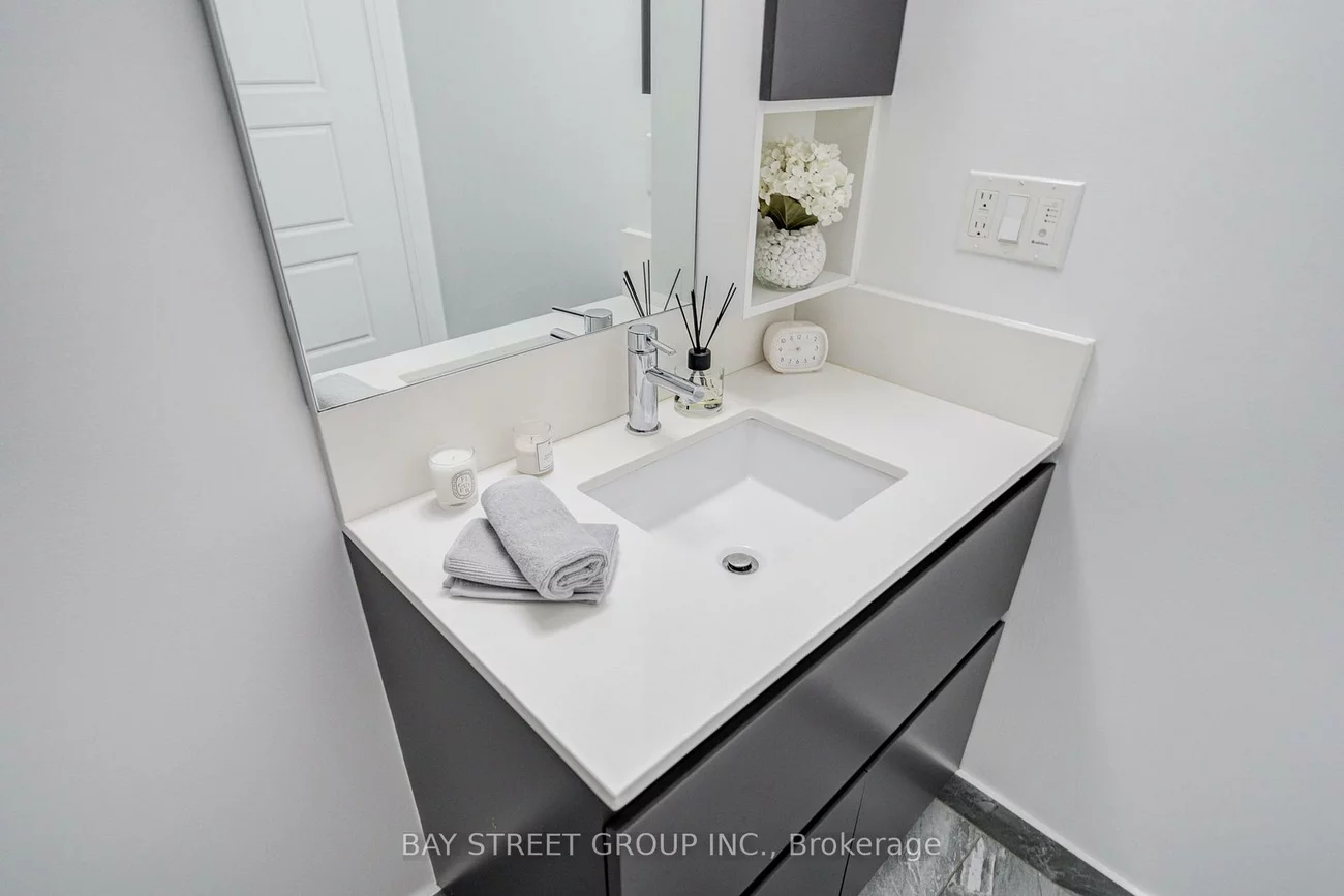 25, Water Walk, Unionville, Markham