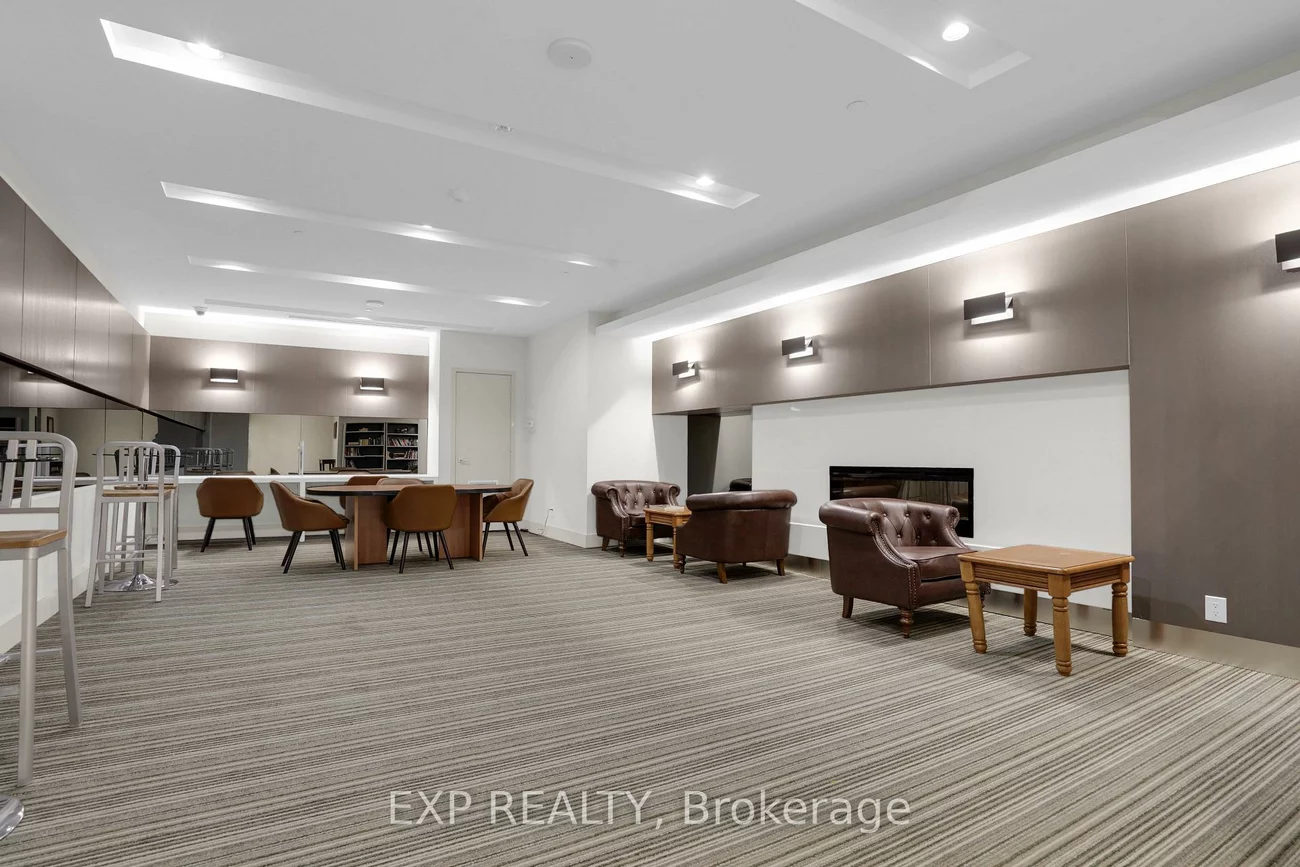 7167, Yonge, Grandview, Markham