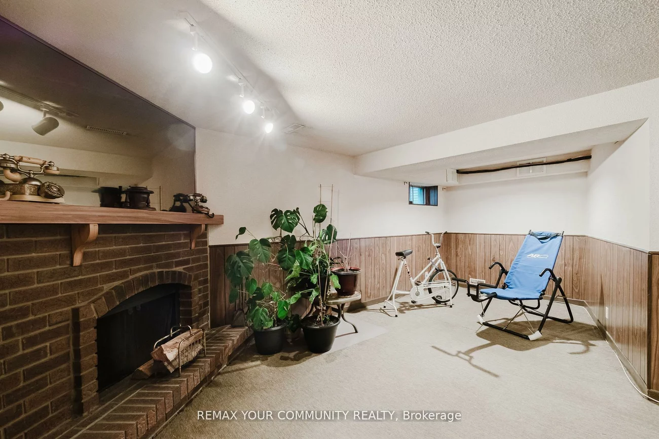 27, Dunkeld, Royal Orchard, Markham