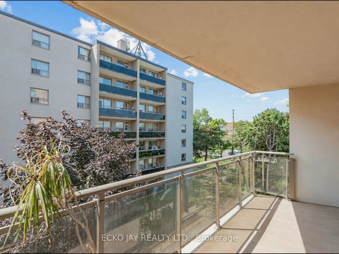 180, Dudley, Thornhill, Markham