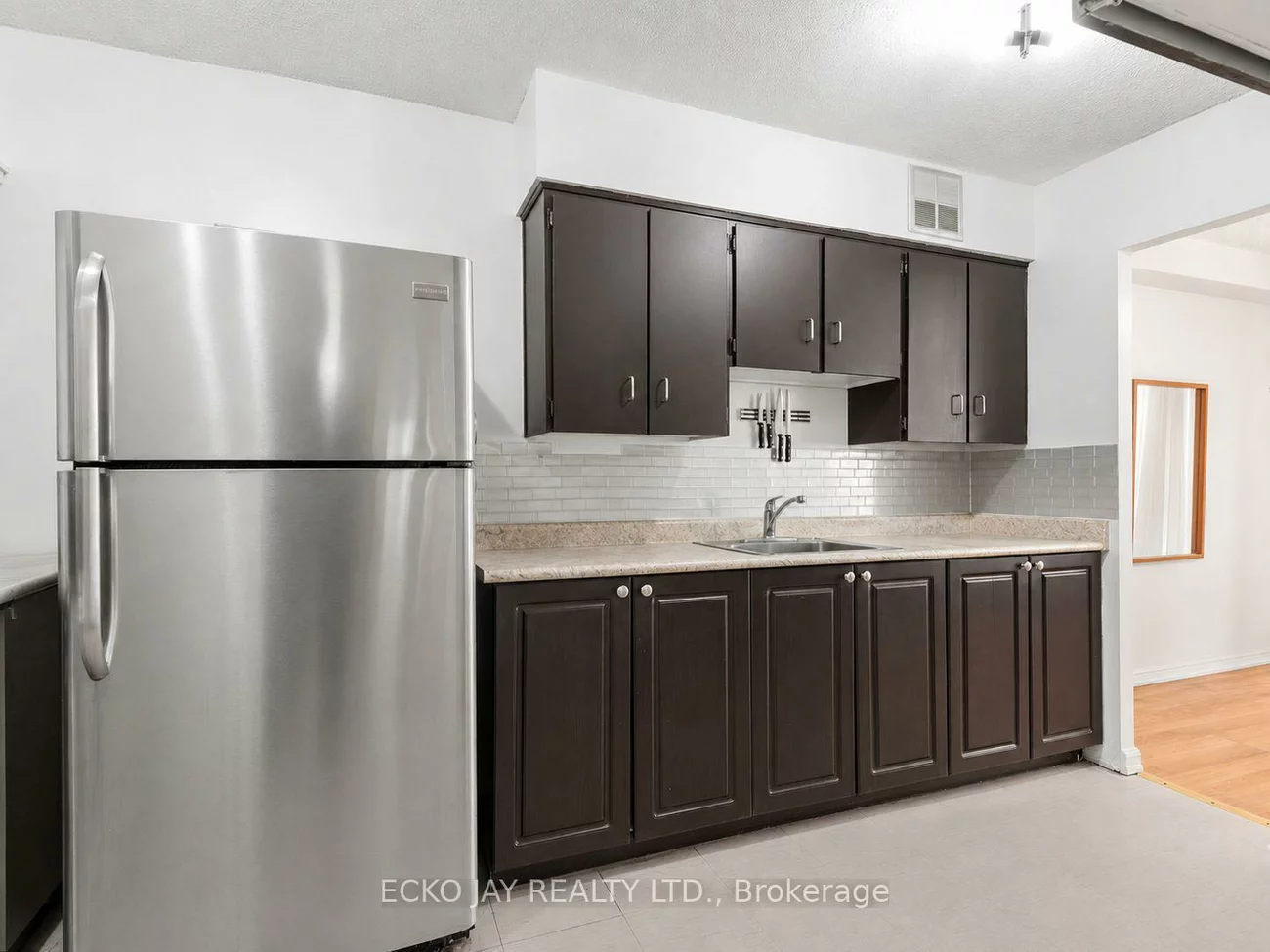 180, Dudley, Thornhill, Markham
