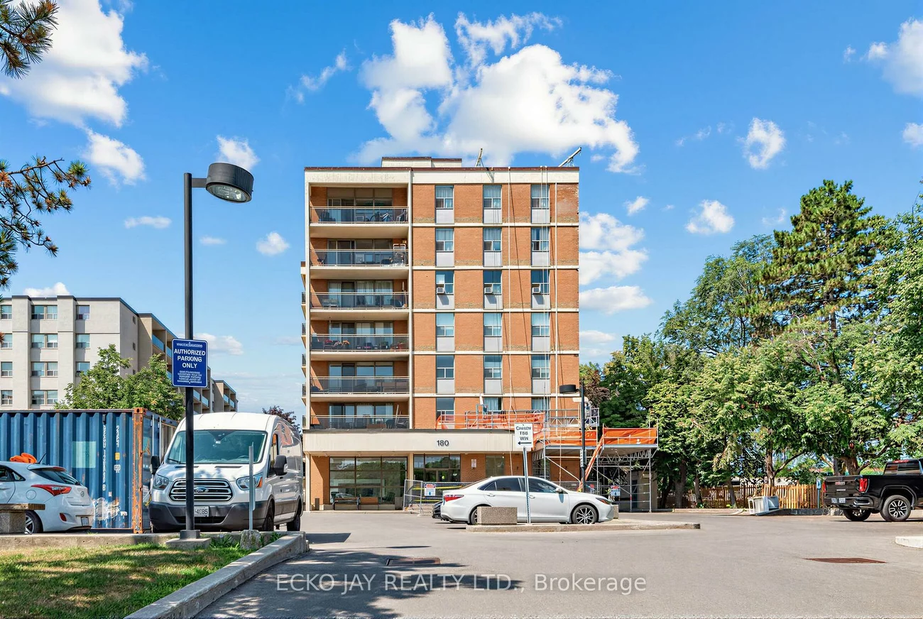 180, Dudley, Thornhill, Markham