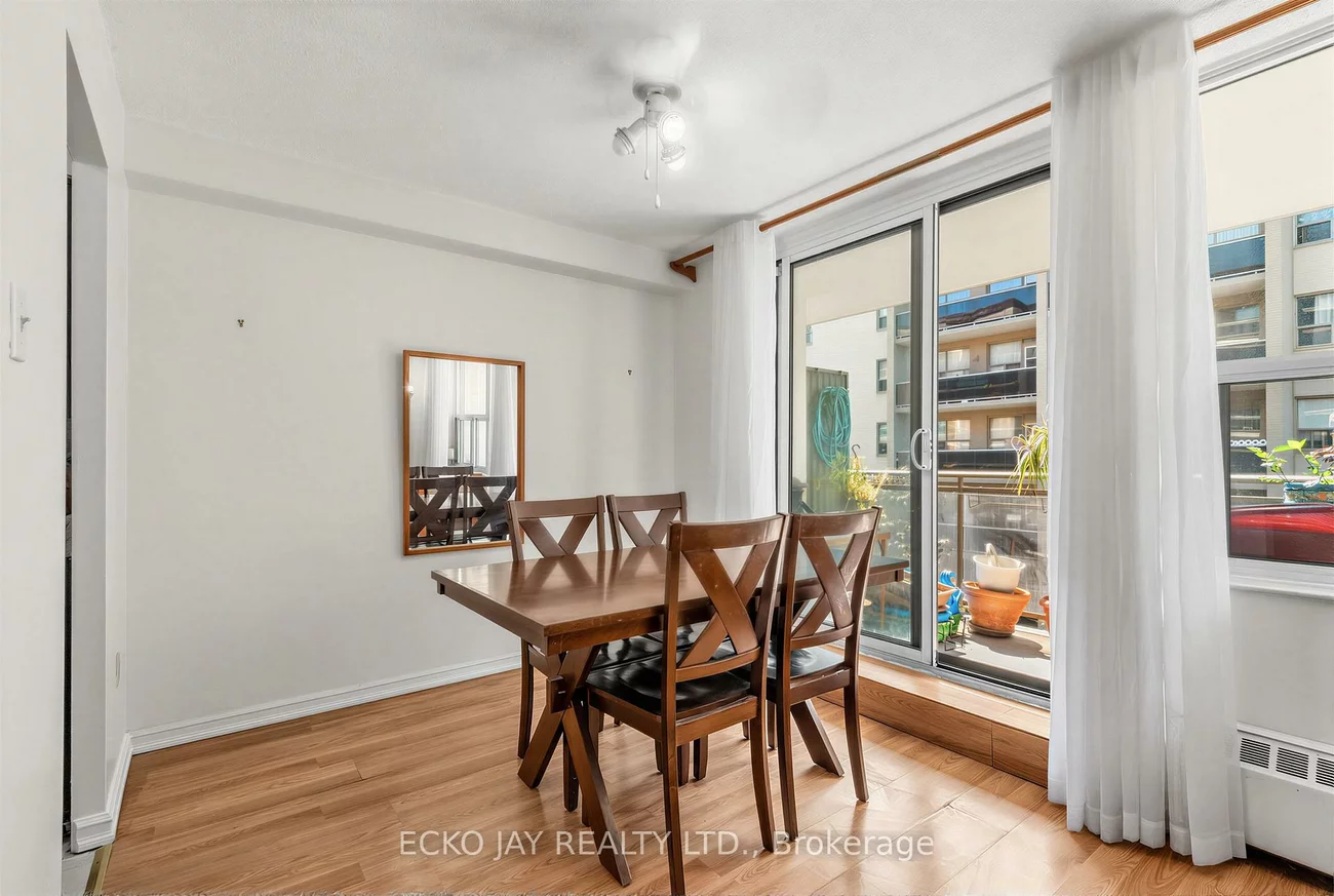 180, Dudley, Thornhill, Markham