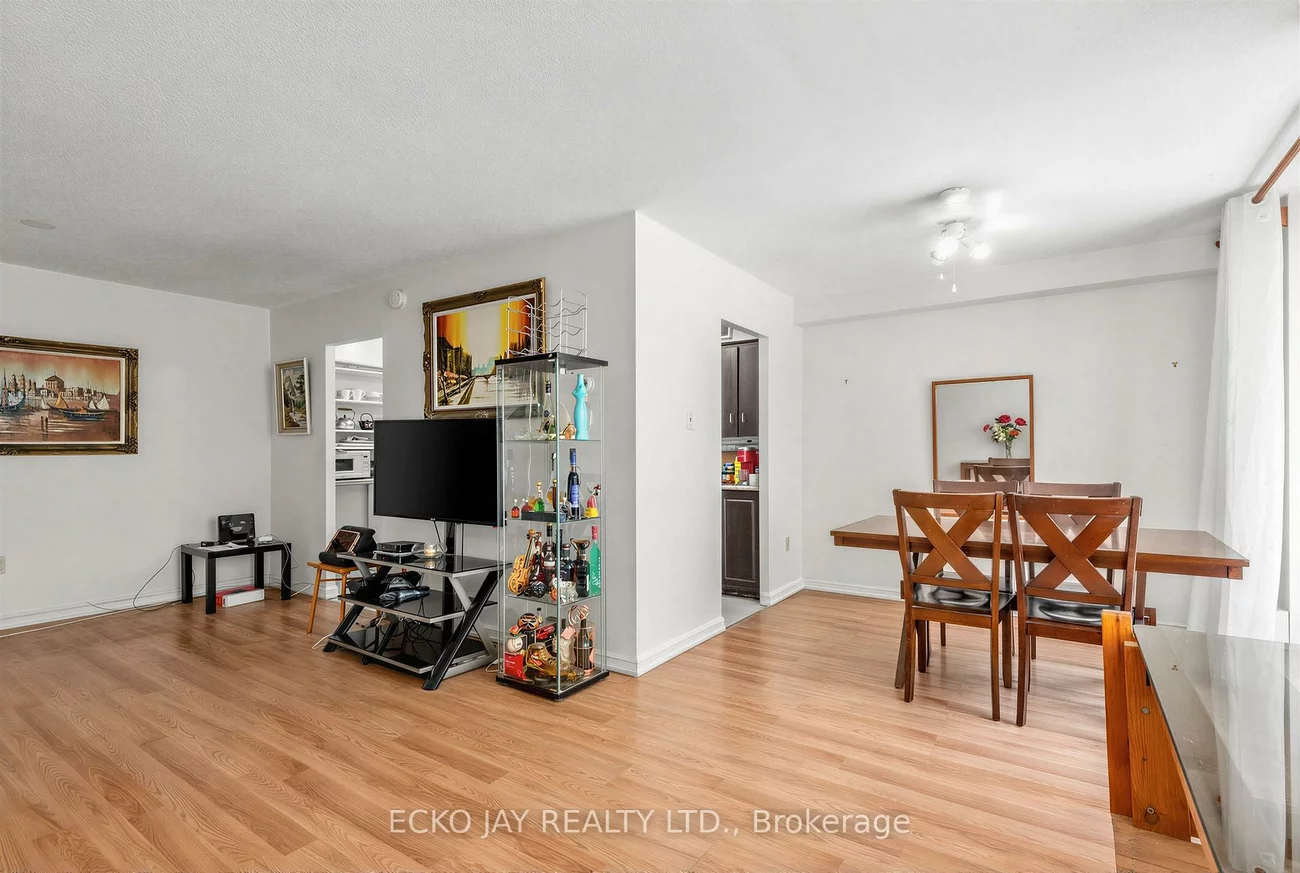 180, Dudley, Thornhill, Markham