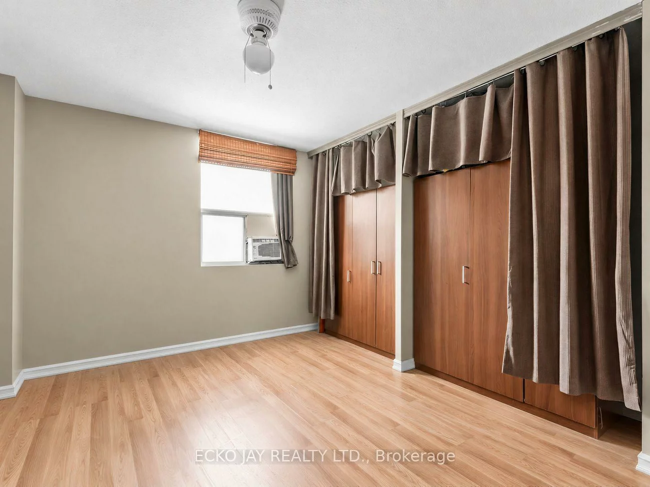 180, Dudley, Thornhill, Markham