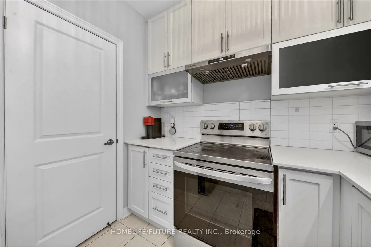 7325, Markham, Cedarwood, Markham