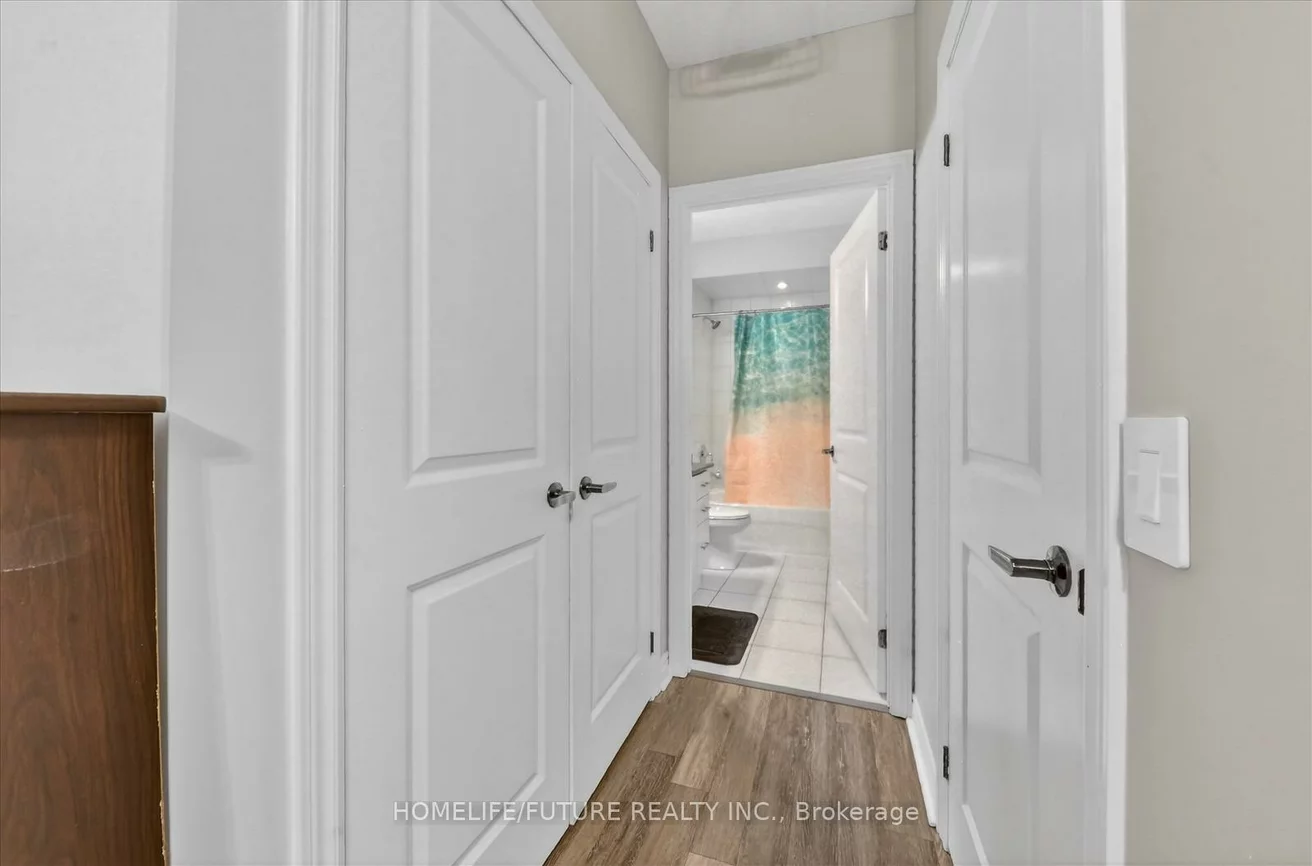 7325, Markham, Cedarwood, Markham