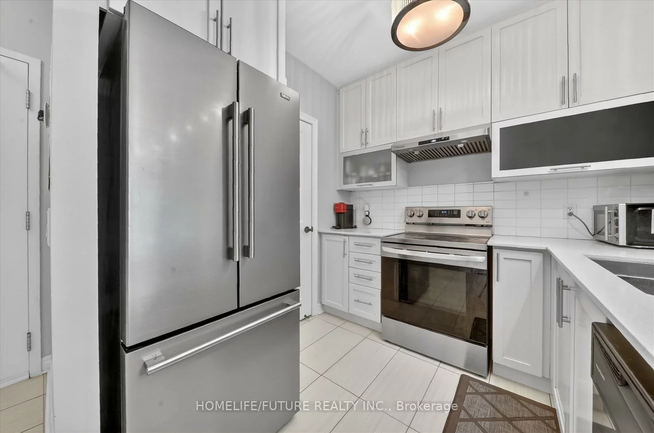 7325, Markham, Cedarwood, Markham
