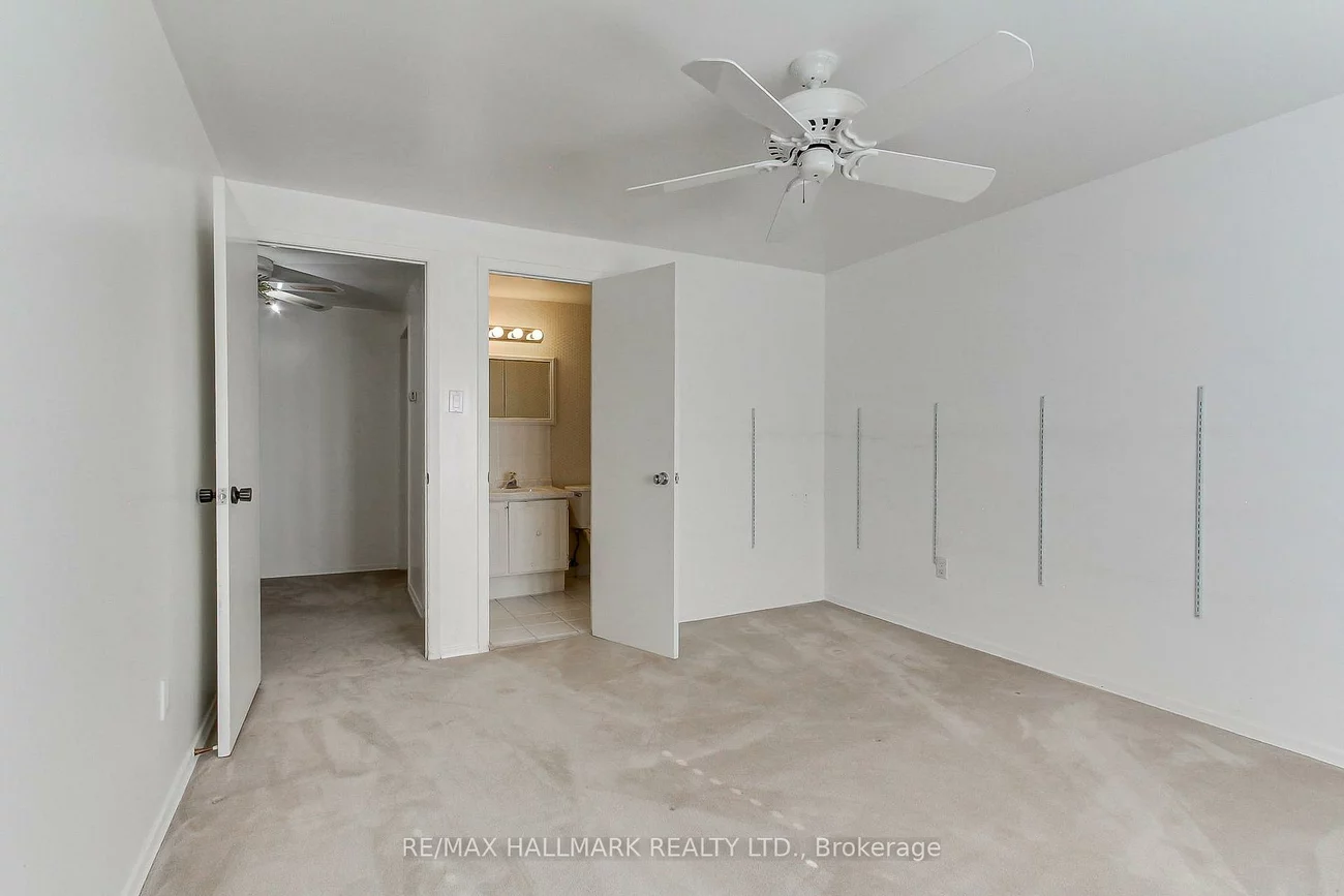 208, Royal Orchard, Royal Orchard, Markham