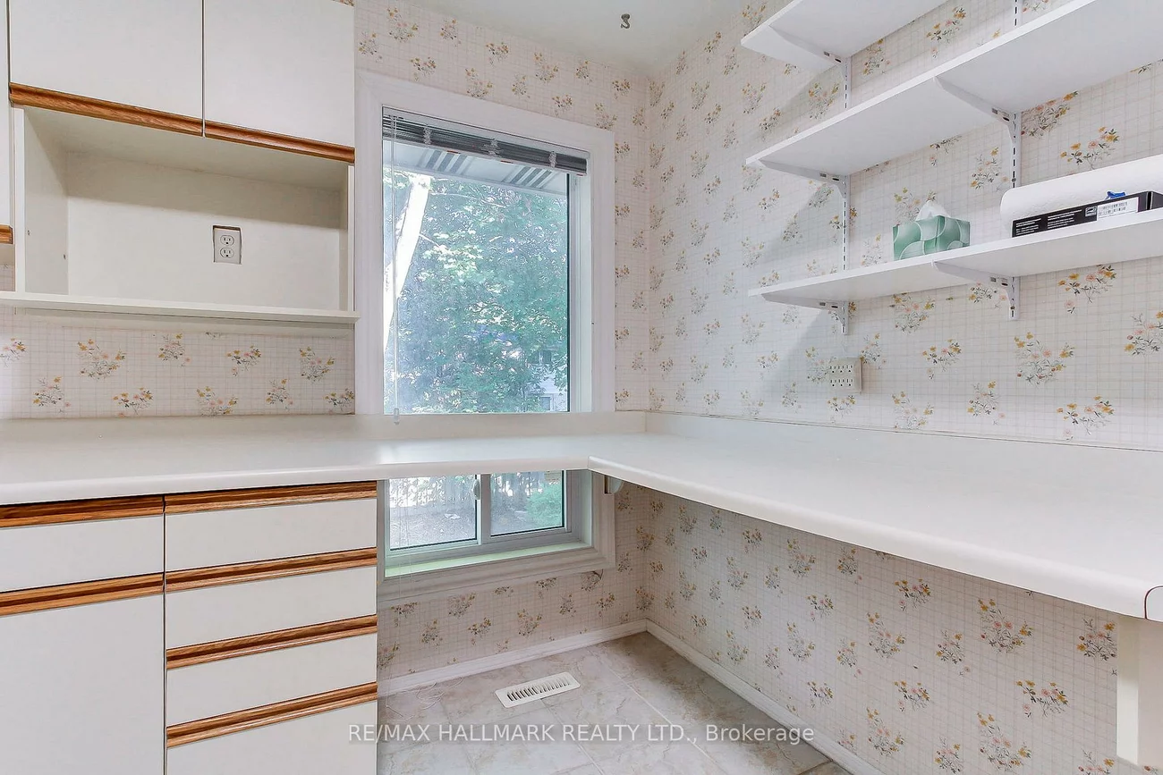 208, Royal Orchard, Royal Orchard, Markham