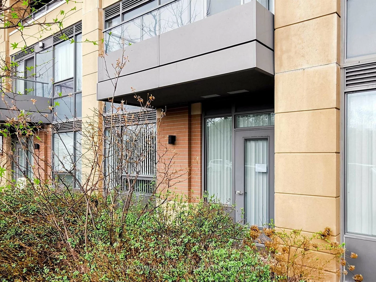 18, Uptown, Unionville, Markham