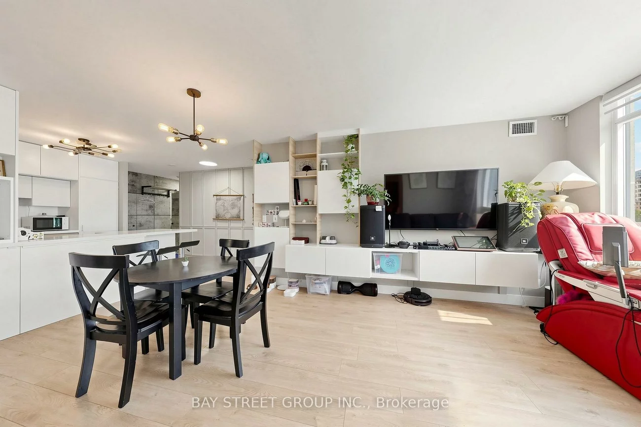 55, South Town Centre, Unionville, Markham