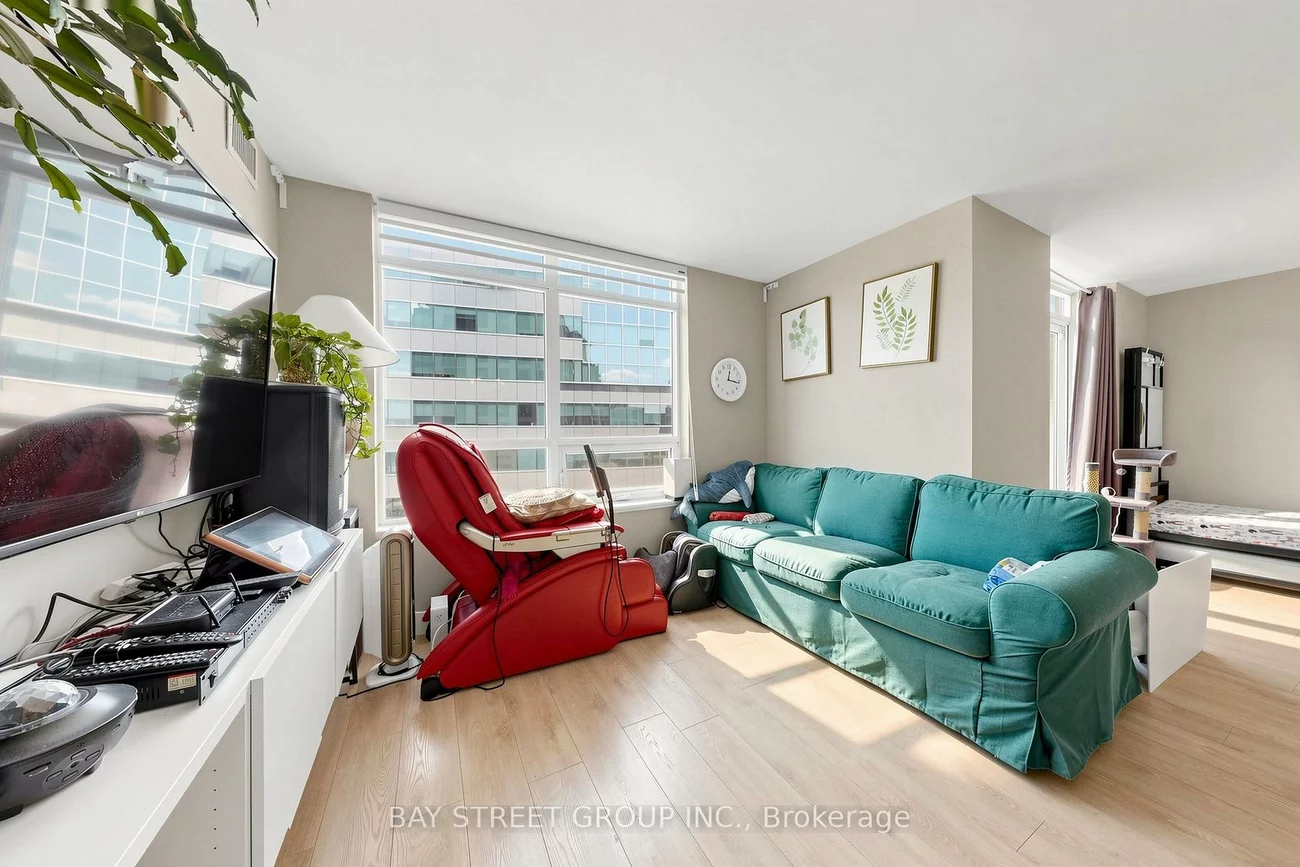 55, South Town Centre, Unionville, Markham