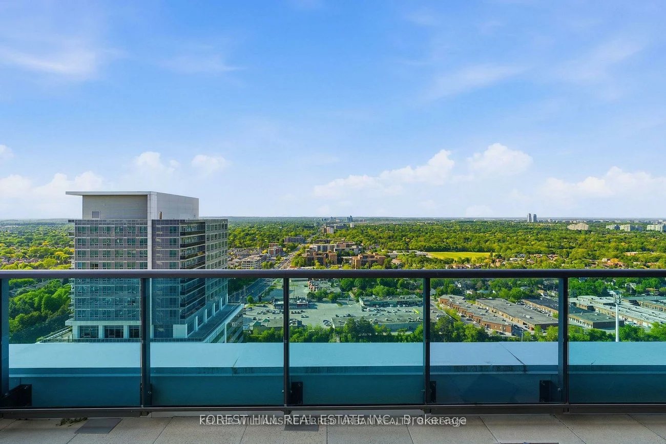 7165, Yonge, Thornhill, Markham