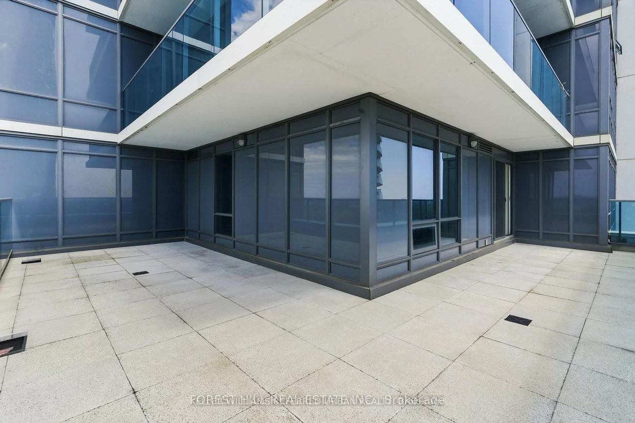 7165, Yonge, Thornhill, Markham