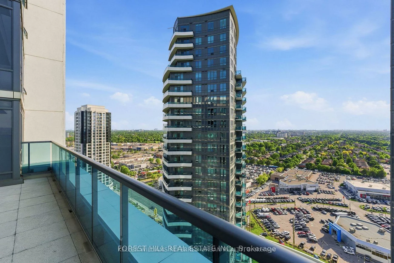 7165, Yonge, Thornhill, Markham