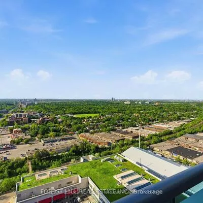 7165, Yonge, Thornhill, Markham