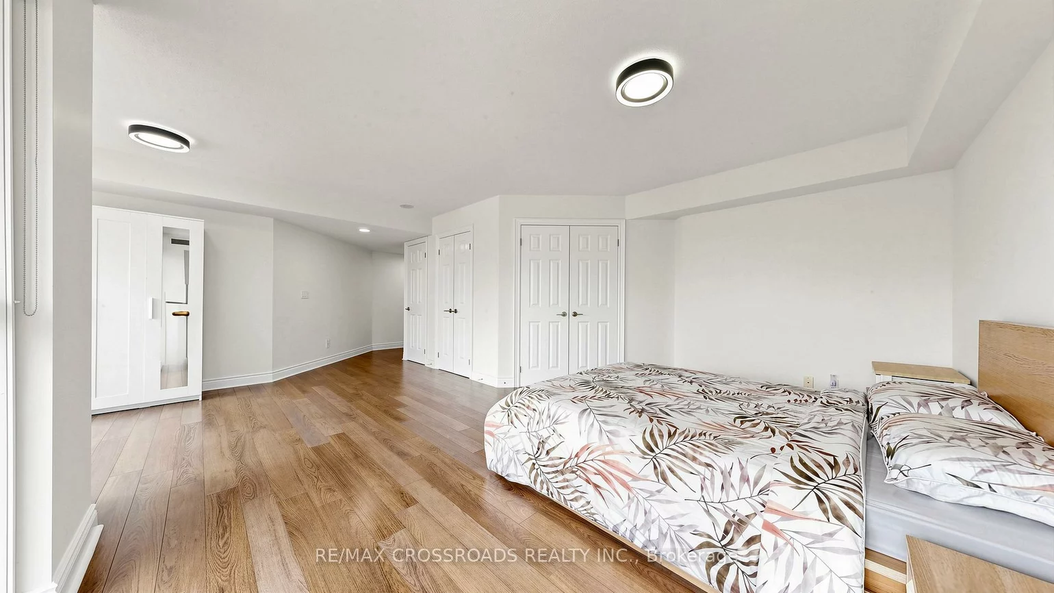 23, Cox, Unionville, Markham