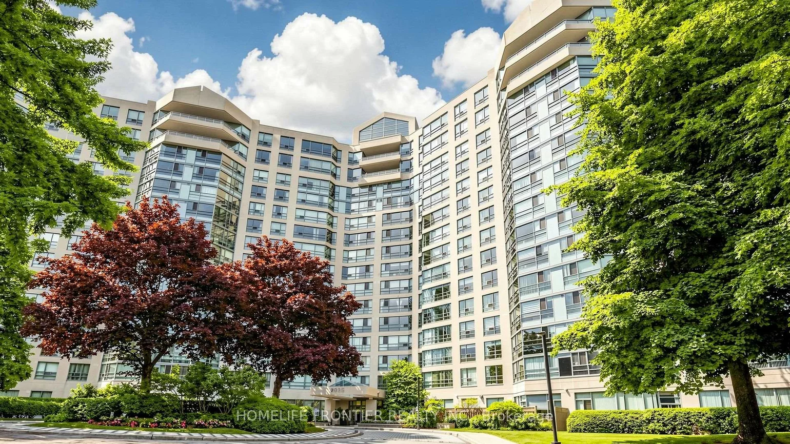 7825, Bayview, Aileen-Willowbrook, Markham
