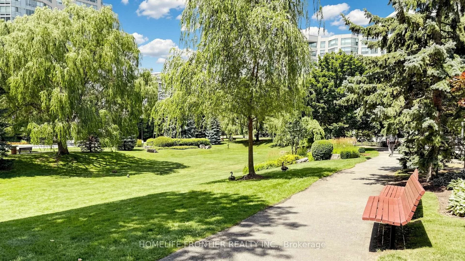 7825, Bayview, Aileen-Willowbrook, Markham