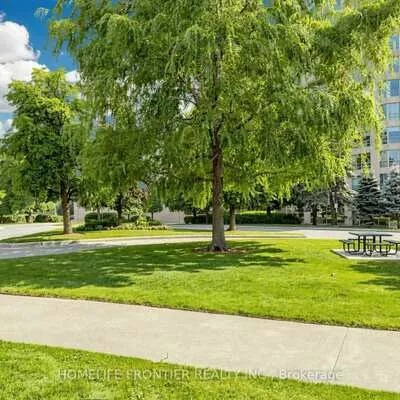 7825, Bayview, Aileen-Willowbrook, Markham