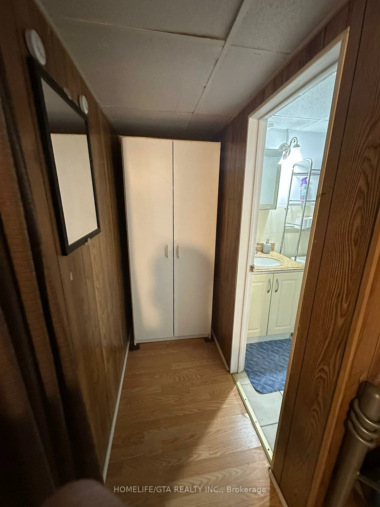 7325, Markham, Cedarwood, Markham