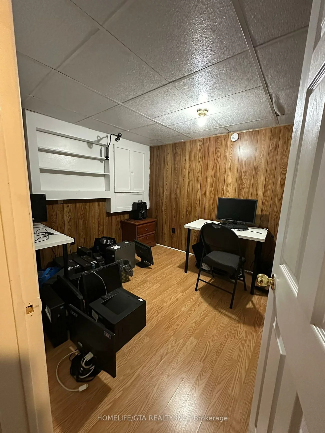 7325, Markham, Cedarwood, Markham