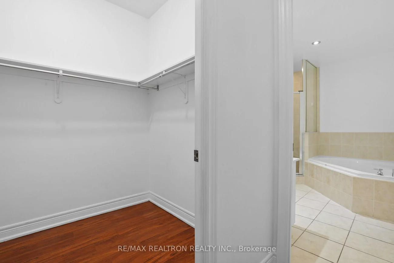 48, Suncrest, Commerce Valley, Markham