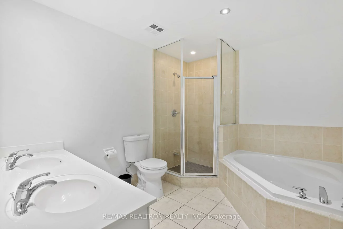48, Suncrest, Commerce Valley, Markham