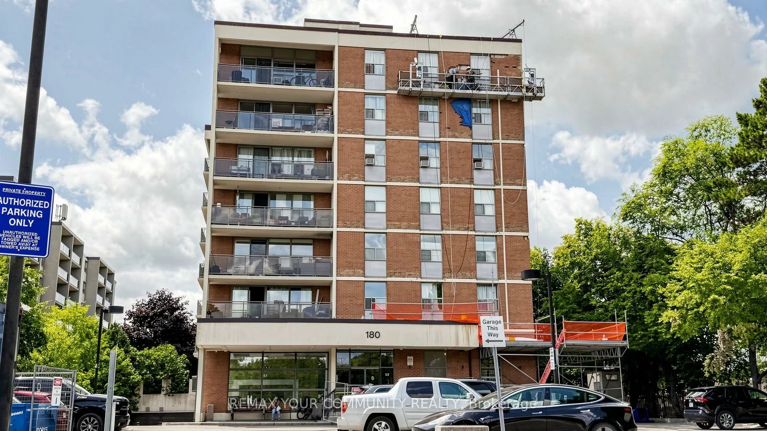 180, Dudley, Thornhill, Markham
