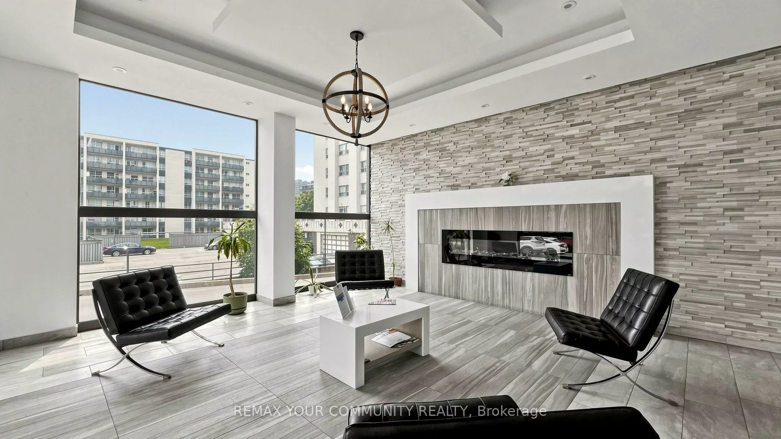 180, Dudley, Thornhill, Markham
