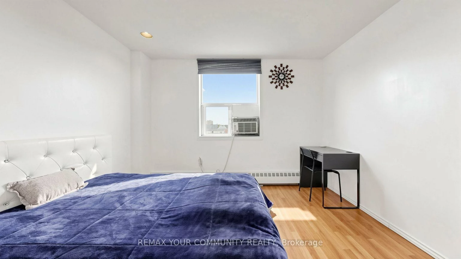 180, Dudley, Thornhill, Markham