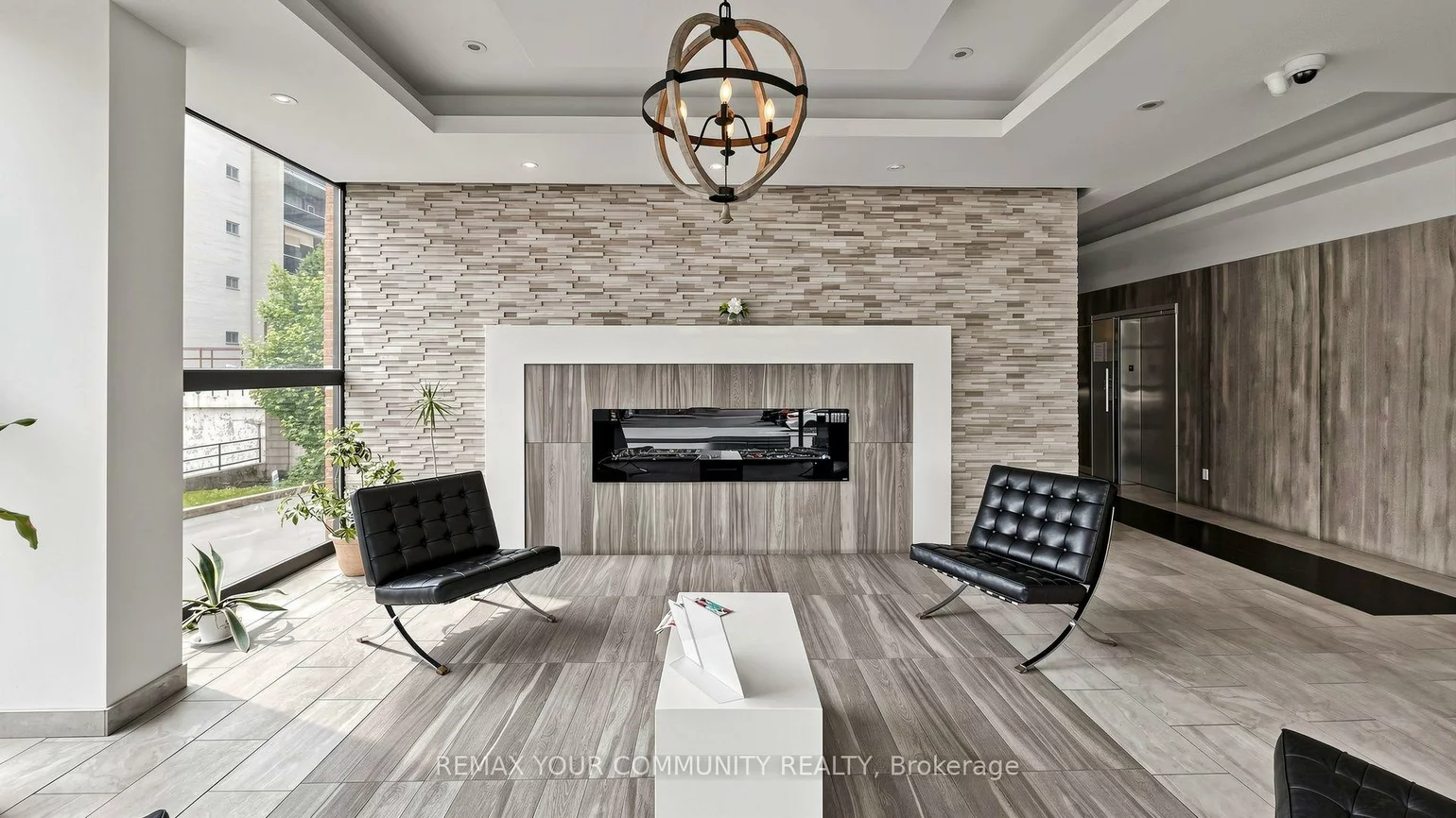 180, Dudley, Thornhill, Markham