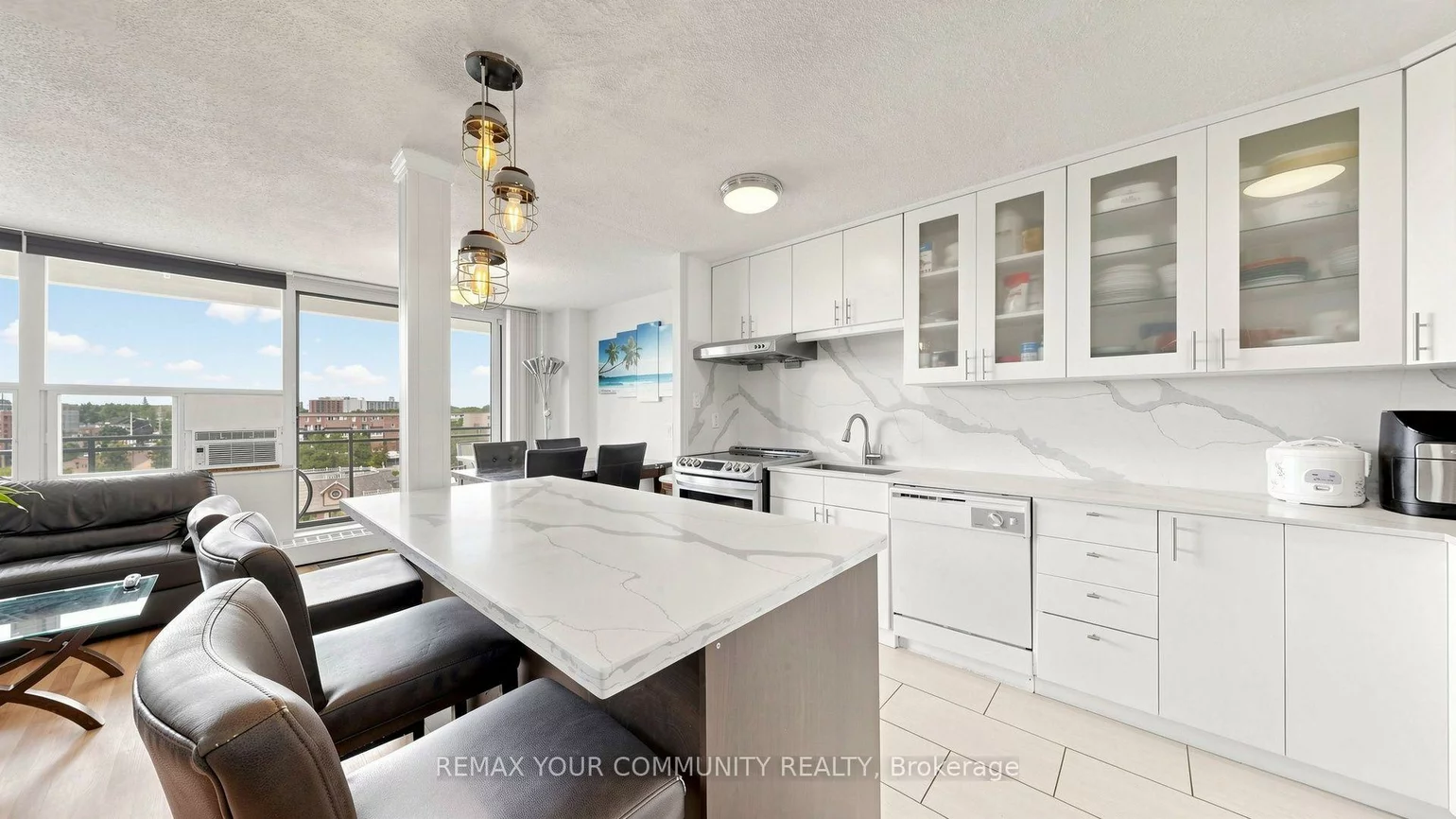 180, Dudley, Thornhill, Markham
