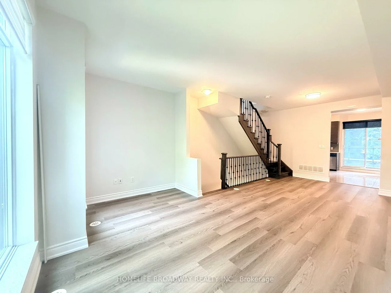 303, South Park, Commerce Valley, Markham