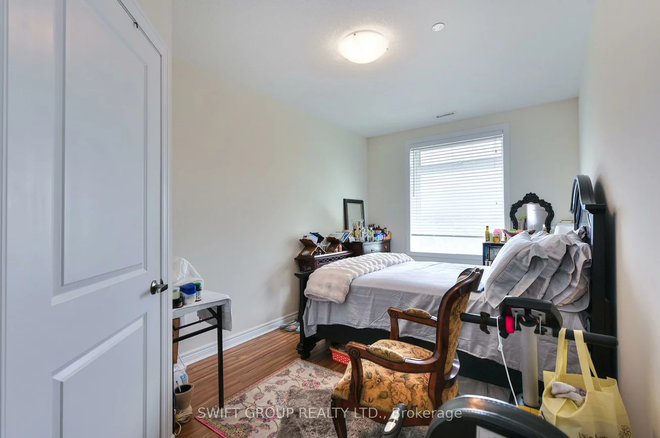 7325, Markham, Cedarwood, Markham