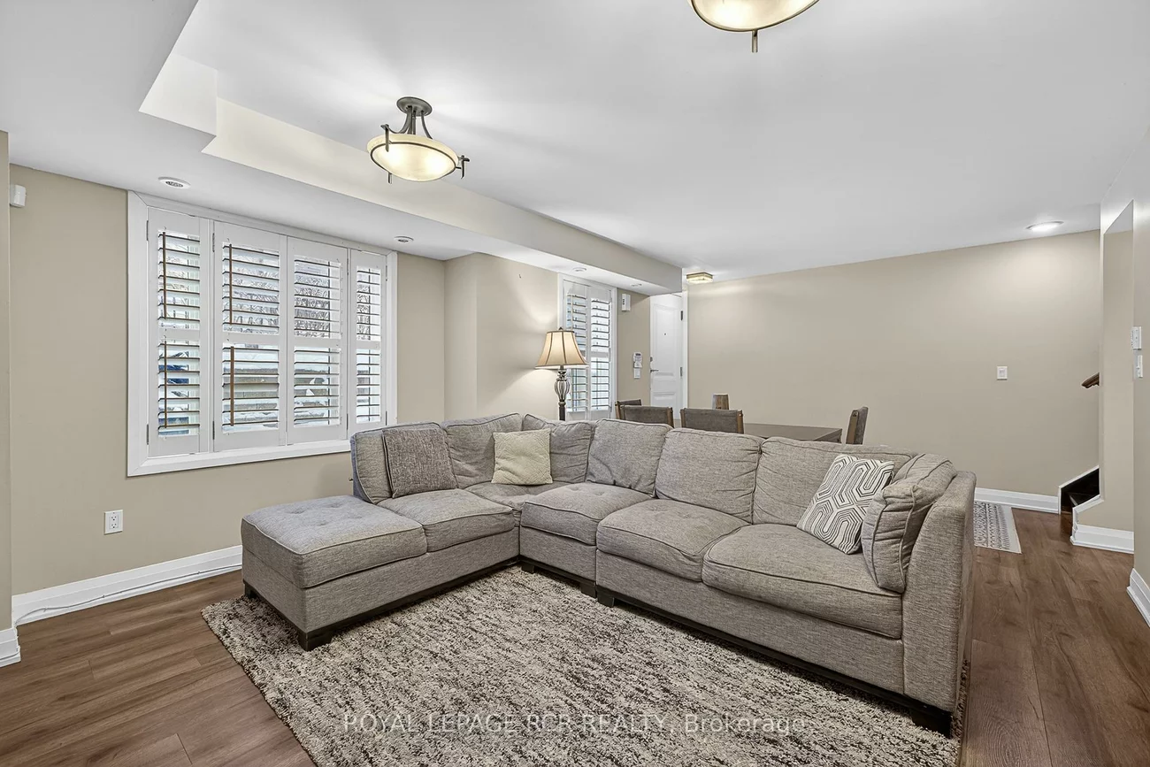 326, John, Aileen-Willowbrook, Markham