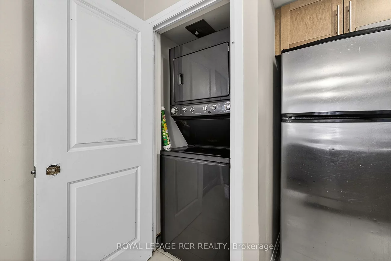 326, John, Aileen-Willowbrook, Markham